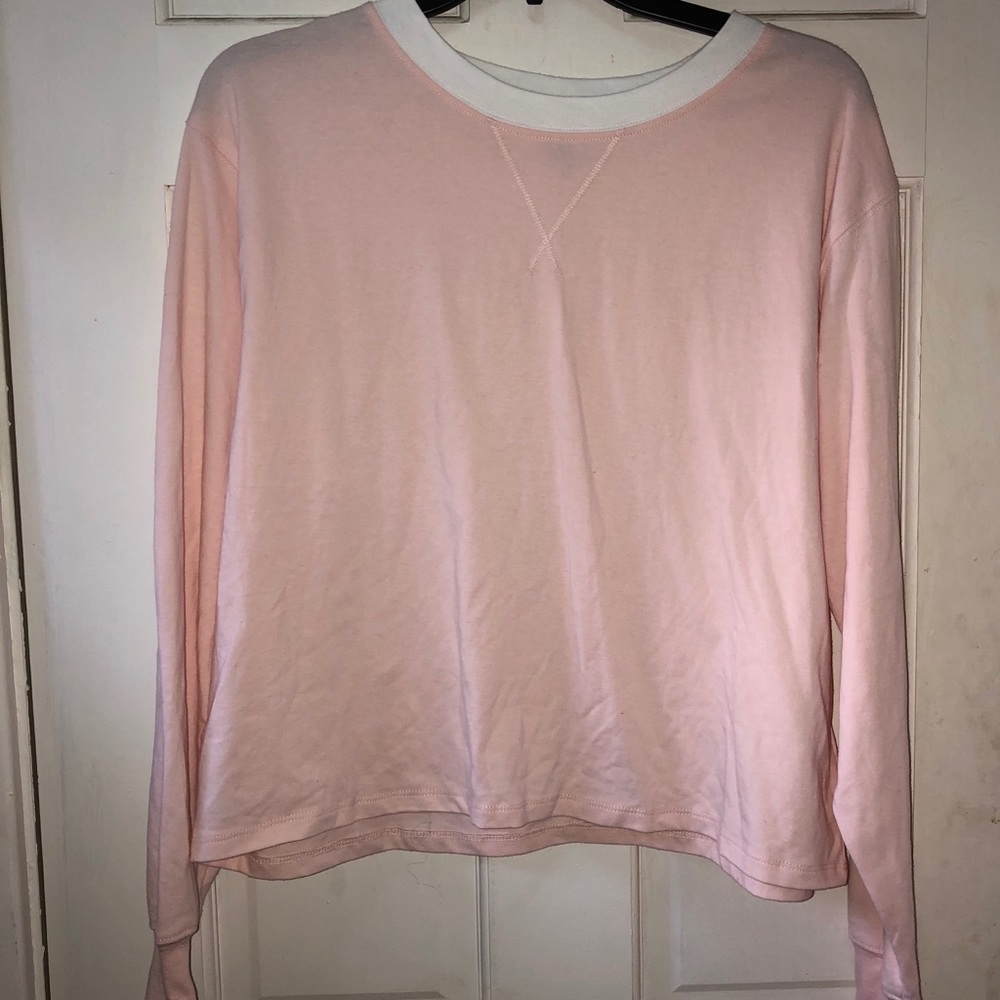 Baby Pink Long Sleeve 🌸🤍